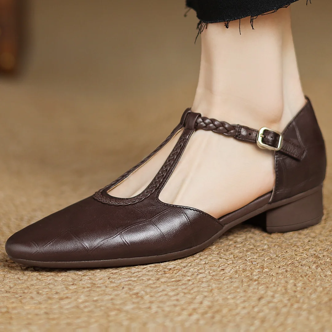 Vittoria | Mary Jane Donna