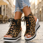 Sandra | Stivaletti con Zeppa Aperti. Design Sofisticato per un Comfort Ineguagliabile